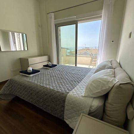 Coral Bay Beach Villa Paphos Ngoại thất bức ảnh