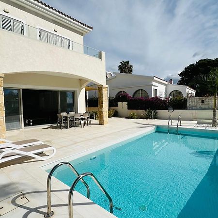 Coral Bay Beach Villa Paphos Ngoại thất bức ảnh