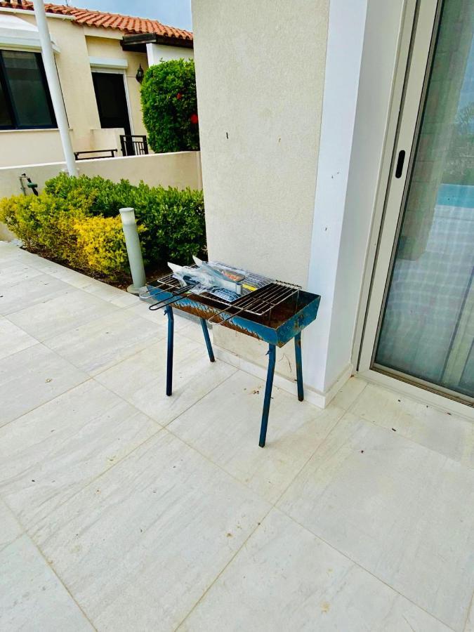 Coral Bay Beach Villa Paphos Ngoại thất bức ảnh